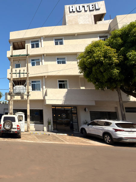 Di Garda Hotel, hotel en Encarnación