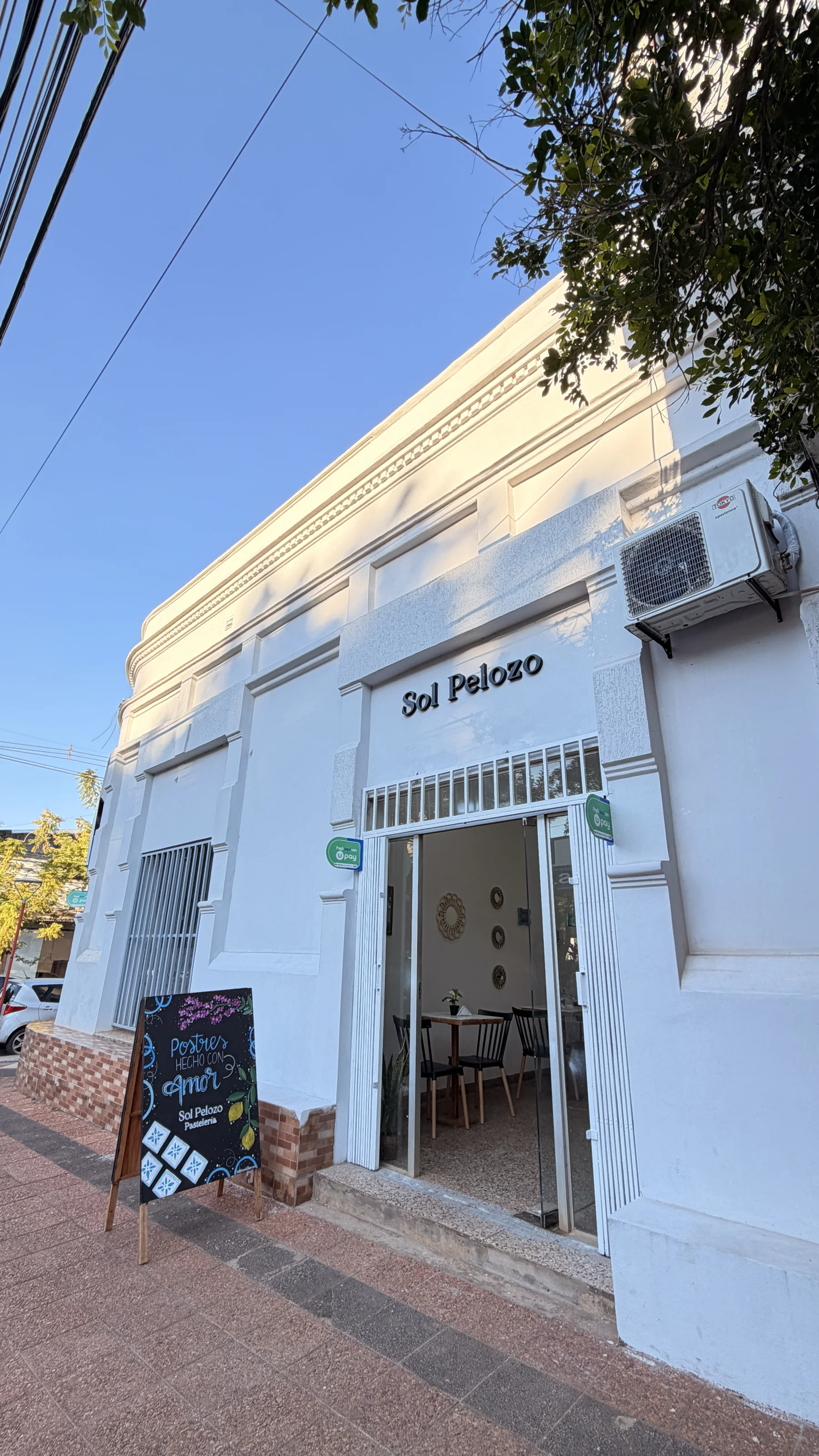 Sol Pelozo, café en Centro en Encarnación